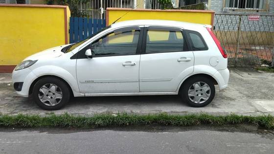 FORD FIESTA 1.0 ROCAM S 8V FLEX 4P MANUAL FORD FIESTA 1.0 ROCAM S 8V FLEX 4P MANUAL